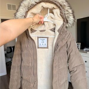 Abercrombie Kids Tan Puffer Jacket with Fur Hood